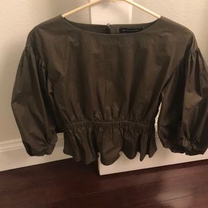 Banana Republic puff sleeved peplum blouse